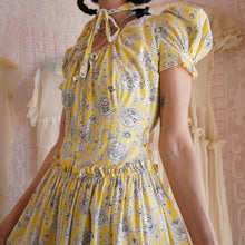 Load image into Gallery viewer, 1930's Cotton Folk Print Dress