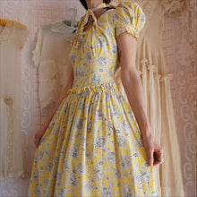 Load image into Gallery viewer, 1930's Cotton Folk Print Dress