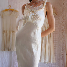 Load image into Gallery viewer, 1930's Palest Lemon Cream Satin Slip