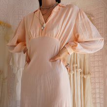 Load image into Gallery viewer, Vintage 1930's/40's Peach Rayon Dress