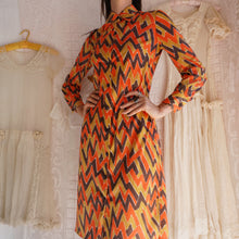 Load image into Gallery viewer, 1960's Vera Novelty Print Dress
