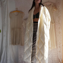 Load image into Gallery viewer, Vintage Cream Cotton Down Puffer Coat