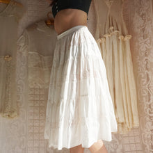 Load image into Gallery viewer, Vintage Cotton and Crochet Full Circle Skirt