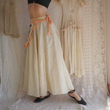 Load image into Gallery viewer, Vintage 1980's Cream Silk Maxi Skirt
