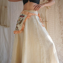 Load image into Gallery viewer, Vintage 1980's Cream Silk Maxi Skirt