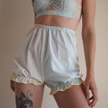 Load image into Gallery viewer, Handmade Cotton Plisse Rosebud Bloomers