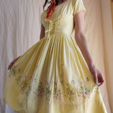Load image into Gallery viewer, 1950's Pale Citrine Corset Dress