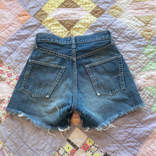 Load image into Gallery viewer, Vintage Levi&#39;s Big E Cut Off Shorts
