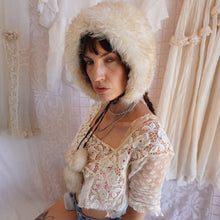 Load image into Gallery viewer, Special 1960&#39;s Lambskin Hat
