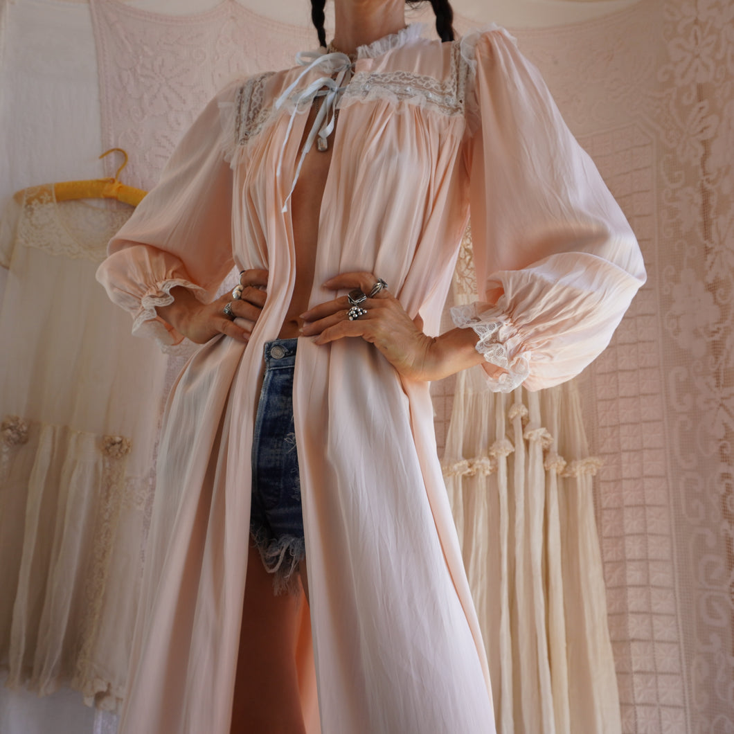 1940's Peach Satin Robe