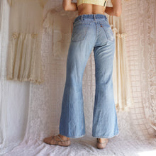 Load image into Gallery viewer, Distressed 1970&#39;s Levi&#39;s Elephant Bellbottoms
