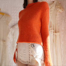 Load image into Gallery viewer, 90&#39;s Does&#39;s 60&#39;s Mohair Turtleneck

