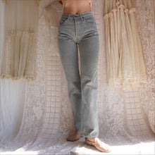 Load image into Gallery viewer, 1980&#39;s/90&#39;s Grey Levi&#39;s 501&#39;s
